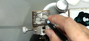 Tạo hiệu ứng đá cẩm thạch trên tiểu cảnh chỉ với 3 bước đơn giản