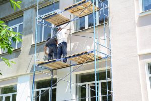 Sơn Bên Ngoài Ngôi Nhà Của Bạn Mà Không Cần Giàn Giáo