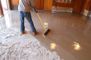 Sơn Epoxy Bị Bong Tróc Sau Thi Công – Lỗi Do Đâu?